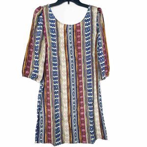 New Pink Owl Colorful V-Neck 1/2 Sleeve Aztec Geometric Multicolor Medium